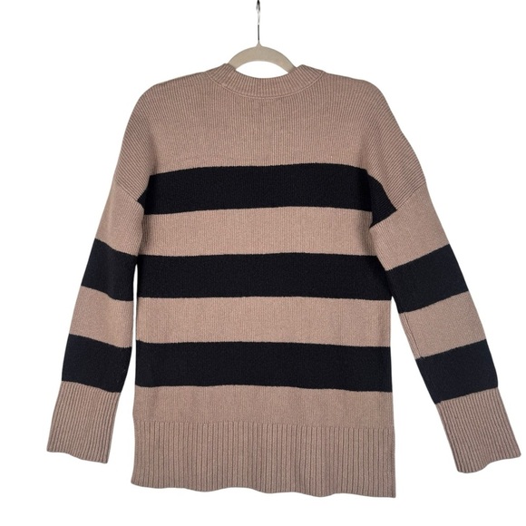 Abercrombie&Fitch Women’s Oversized Sweater Crewneck Tan/Black Stripe Size S - Picture 3 of 8